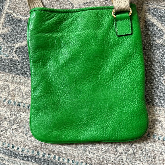 Michael Kors crossbody. EUC - Picture 5 of 7